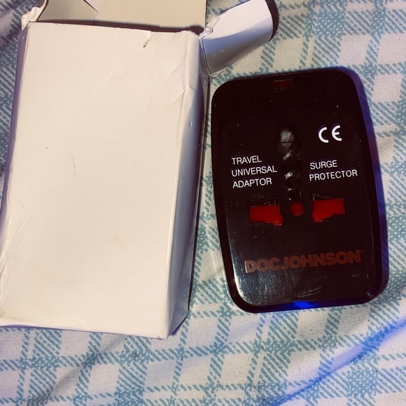 Wisdom W-200VDE 200W Step Up & Step Down Transformer - Picture 7 of 8